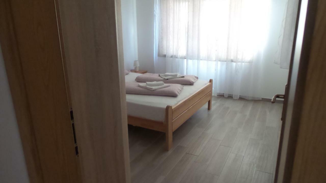 Apartments Antonio Рогозница Экстерьер фото